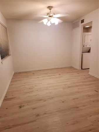 $800 | 9813 Walnut Street, Unit 104, Dallas, TX 75243