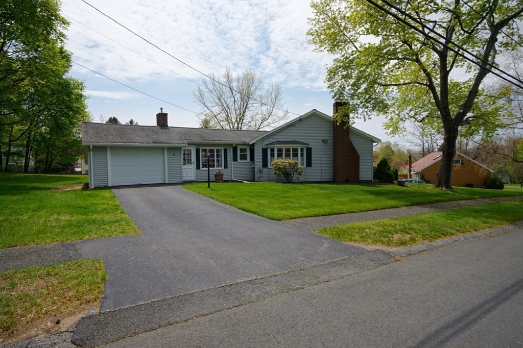 3 Mildred Road Danvers, MA 01923 - Photo 3 of 29 Gallery Image 3