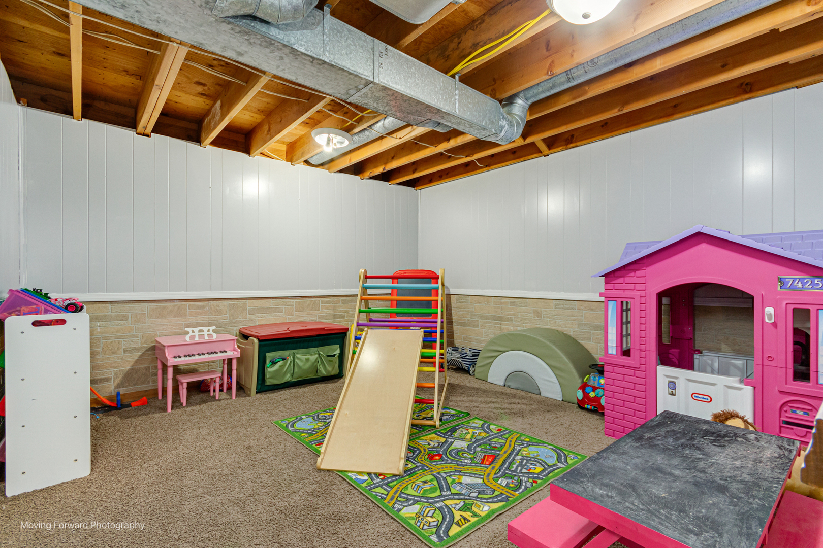 305 Prospect Avenue Dwight, IL 60420 - Photo 22 of 27 a bedroom with furniture and a rug