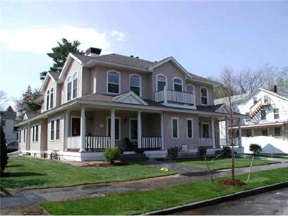 79 Court Street, Unit 2 Exeter, NH 03833 - Photo 1 of 9 Gallery Image 1