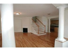 79 Court Street, Unit 2 Exeter, NH 03833 - Photo 3 of 9 Gallery Image 3