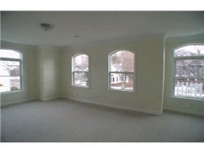 79 Court Street, Unit 2 Exeter, NH 03833 - Photo 8 of 9 Gallery Image 8