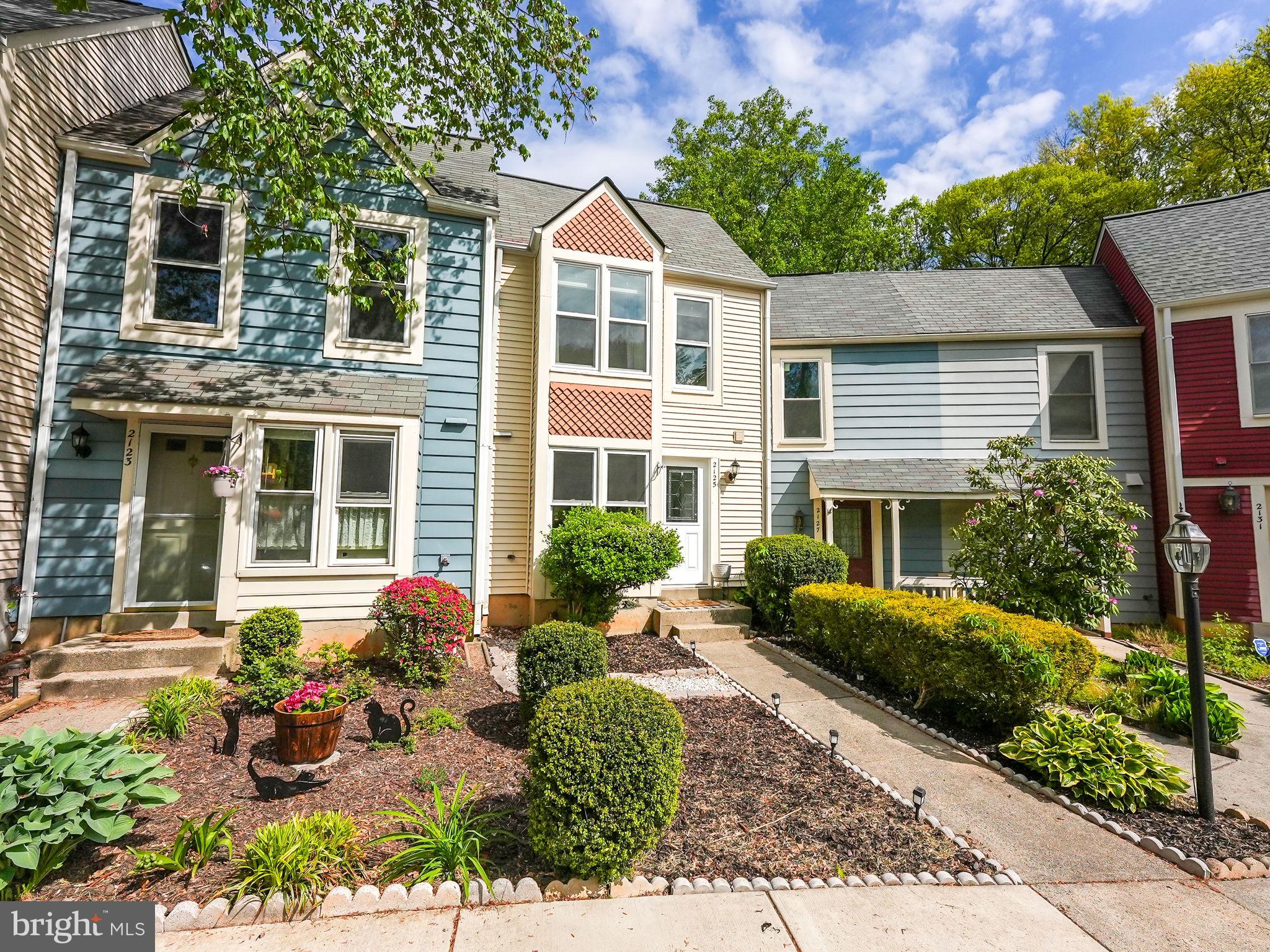 2125 Whisper Way Reston, VA 20191 - Photo 3 of 28