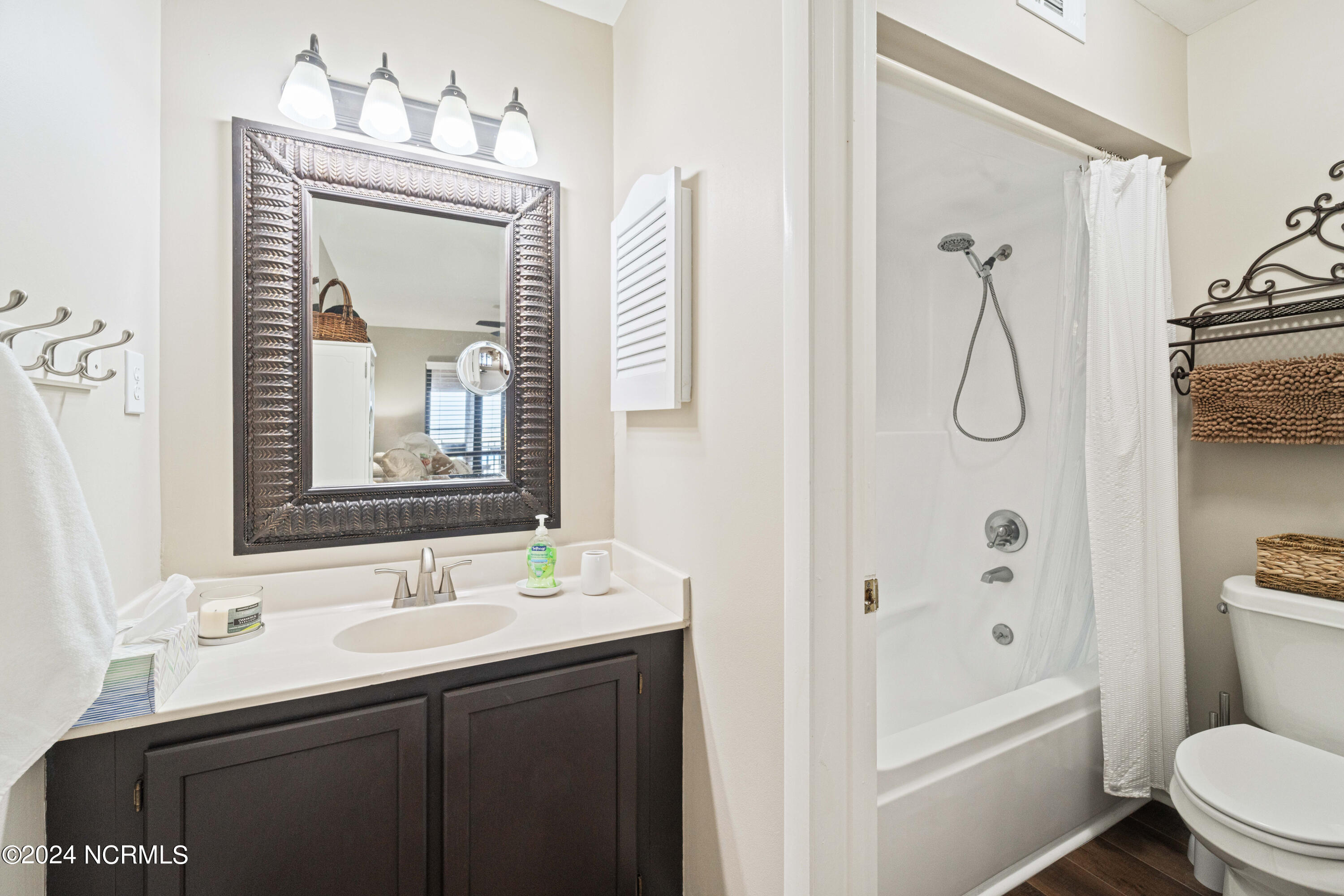 1840 New River Inlet Road, Unit 2311B North Topsail Beach, NC 28460 - Photo 17 of 69 DSC07552