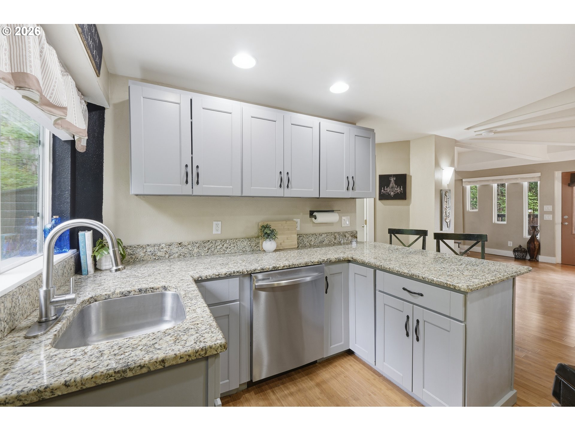 110 Warren Street Detroit, OR 97342 - Photo 14 of 26 Gallery Image 14