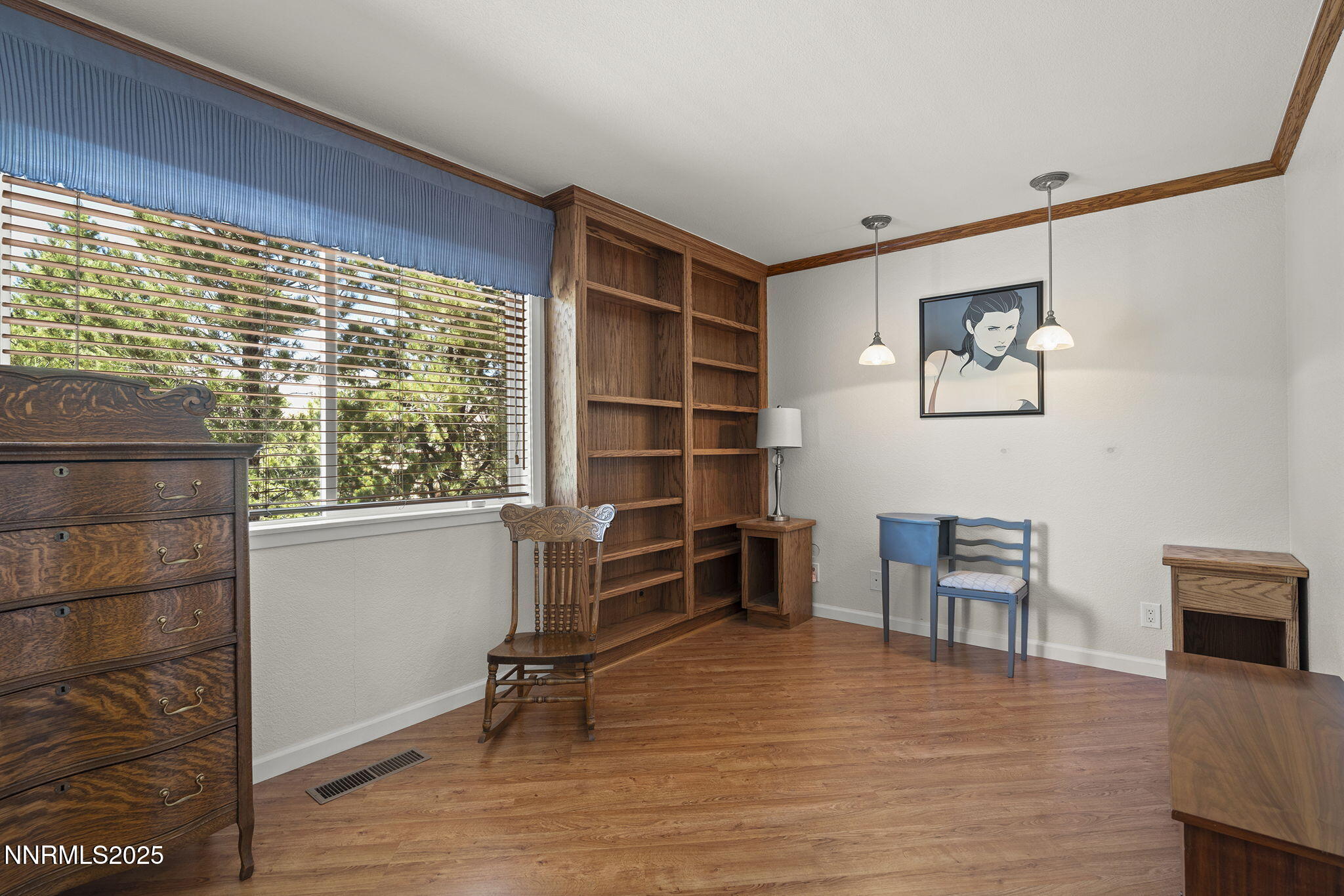 3601 Skyline Boulevard, Unit 34 Reno, NV 89509 - Photo 19 of 26 a view of a workspace with furniture and a window