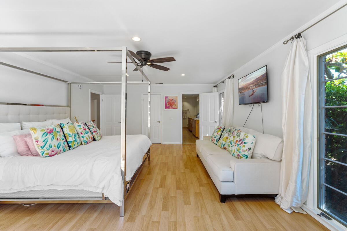 1020 Alston Road Montecito, CA 93108 - Photo 21 of 35 a bed room with a bed and a couch