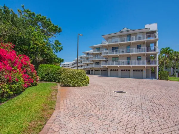 $360,000 | 5300 Florida A1A, Unit 205, Indian River Shores, FL 32963