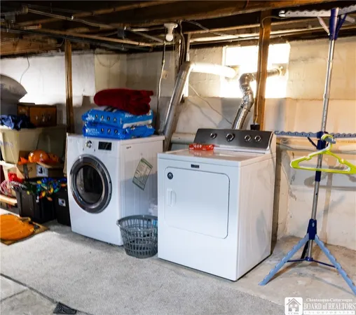 $299,900 | 102 Center Street, Pomfret, NY 14063