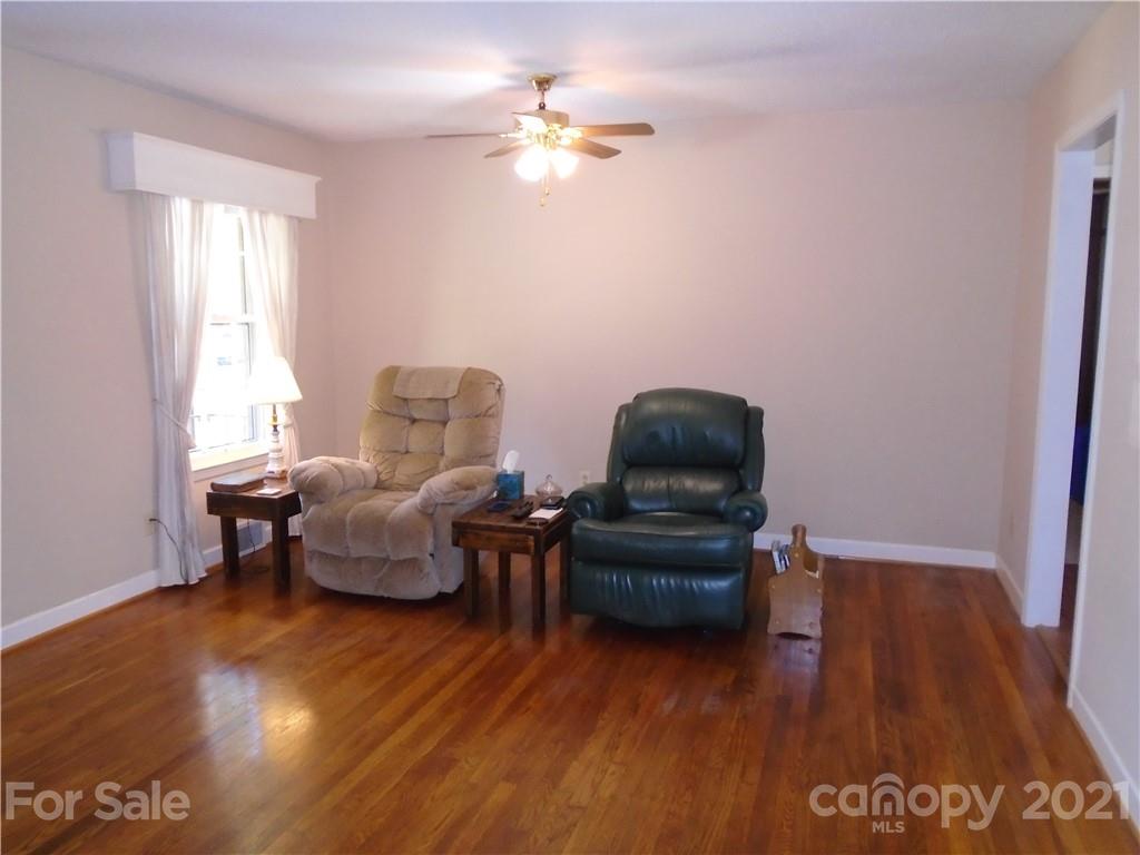 223 Rutledge Avenue Southwest Concord, NC 28025 - Photo 6 of 20 Gallery Image 6