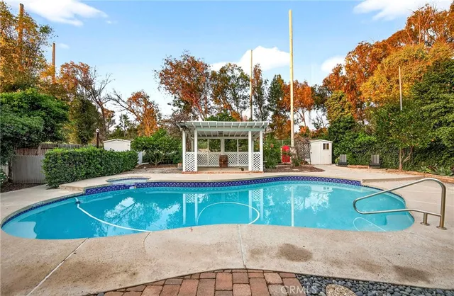 $6,000 | 2109 Smokewood Avenue, Fullerton, CA 92831