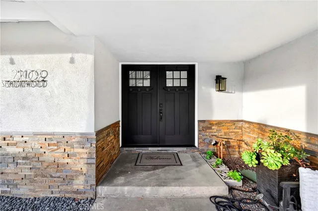 $6,000 | 2109 Smokewood Avenue, Fullerton, CA 92831