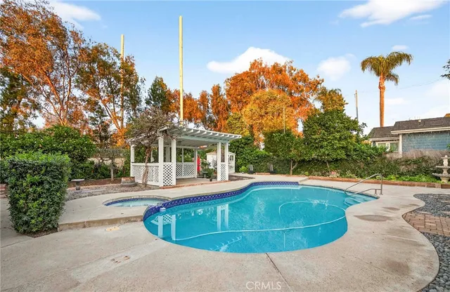 $6,000 | 2109 Smokewood Avenue, Fullerton, CA 92831