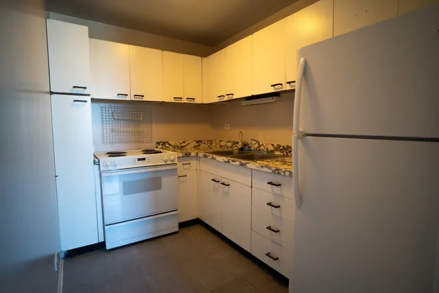 $1,850 | 720 West Gordon Terrace, Unit 7F, Chicago, IL 60613