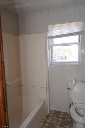 $2,600 | 430 Main Street, Little Falls, NJ 07424