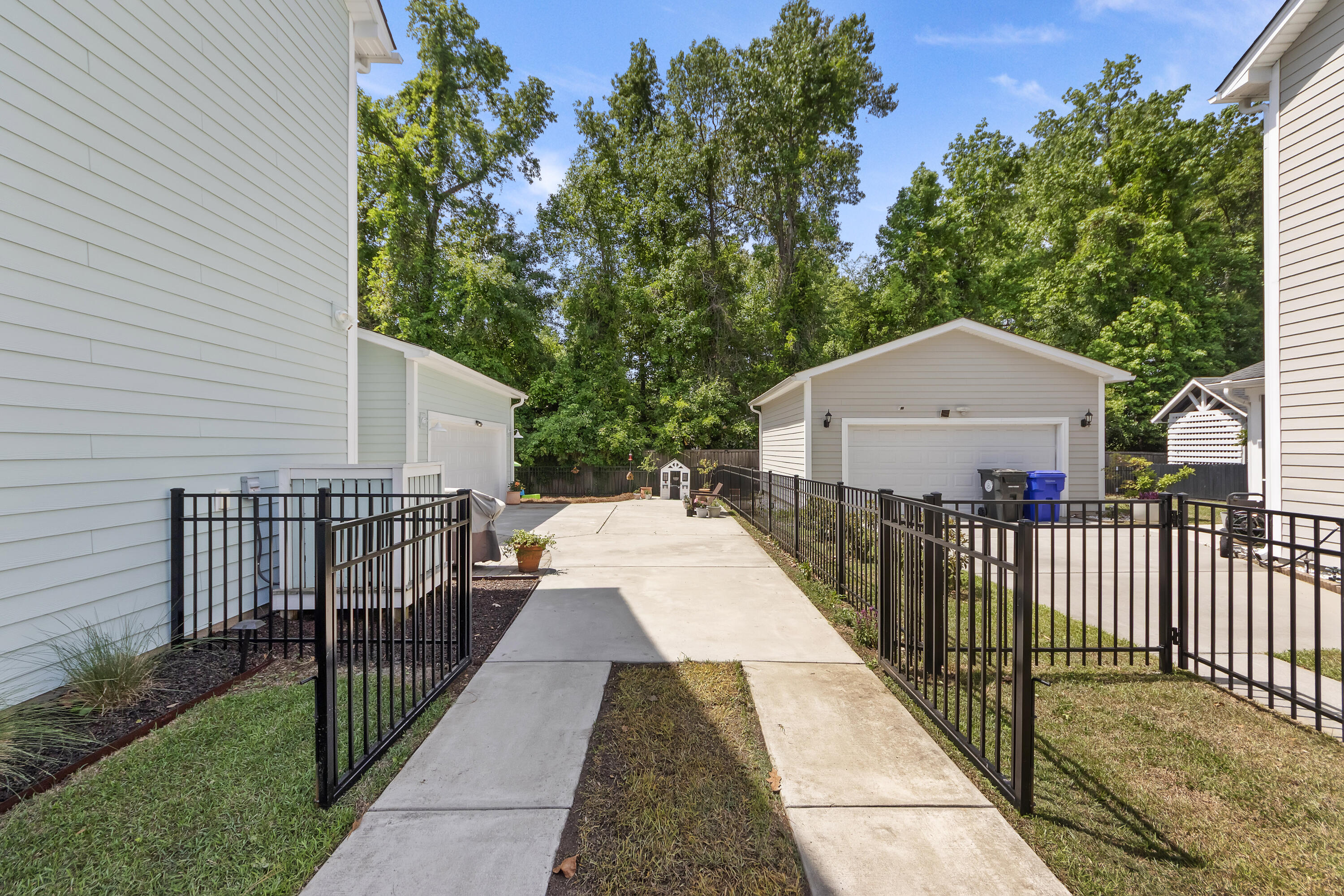 2321 Town Woods Road Charleston, SC 29414 - Photo 39 of 39 _01A0923