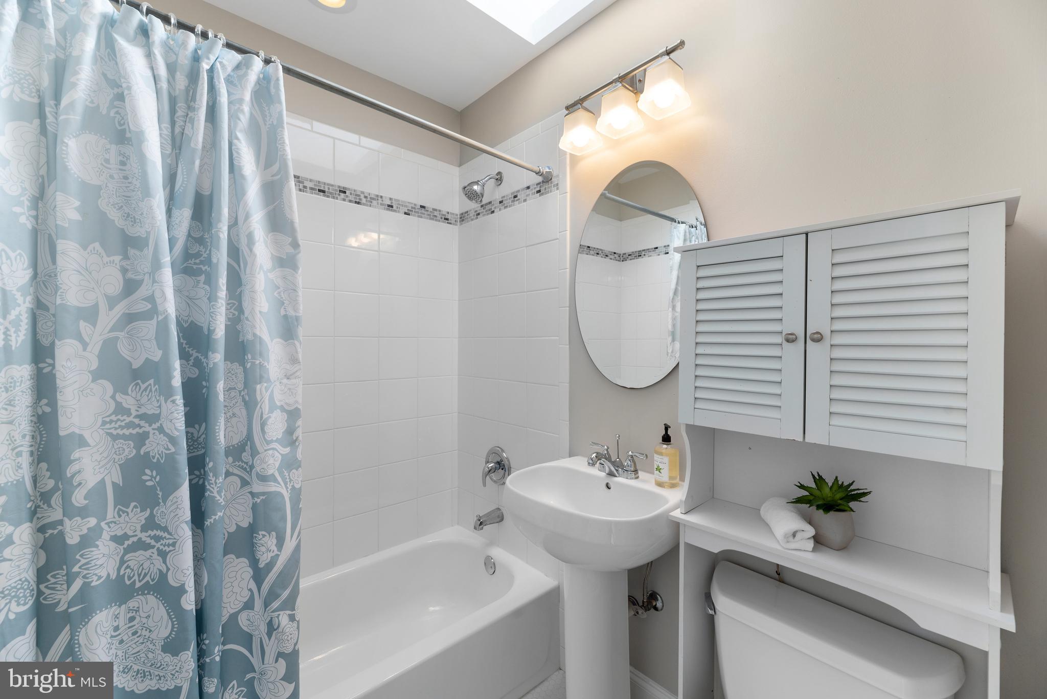 1908 Rosedale Street Northeast Washington, DC 20002 - Photo 18 of 28 Upper Level Full Bath with Skylight