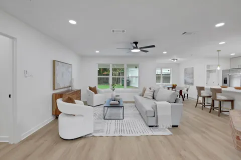 $630,000 | 3019 Stetson Lane, Houston, TX 77043