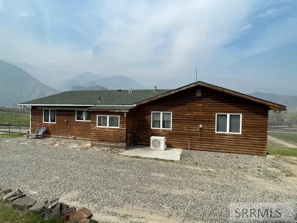 $695,000 | 14 Elk Rdg Lane, North Fork, ID 83466