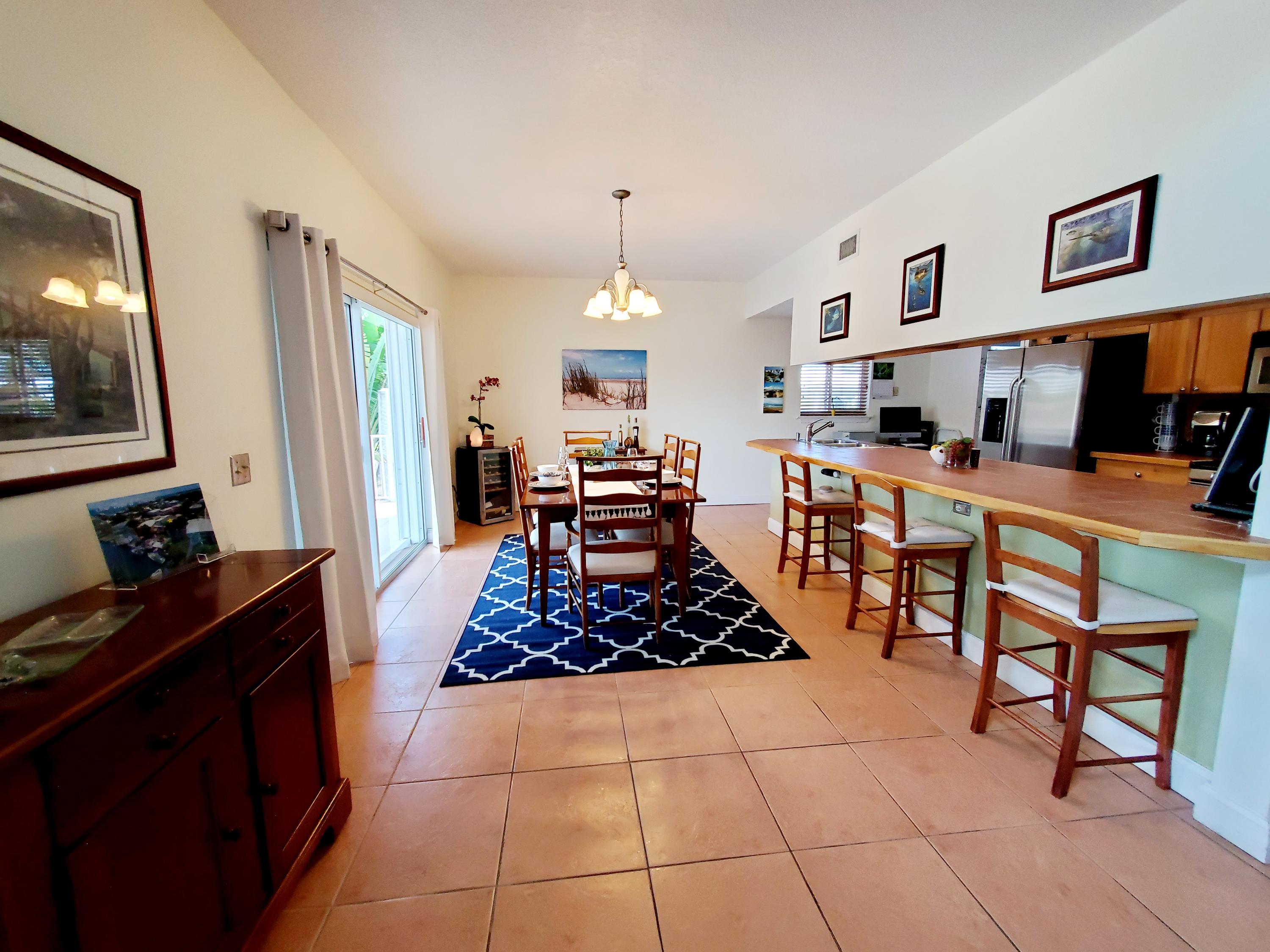 1121 Heron Road Key Largo, FL 33037 - Photo 14 of 45 Dining