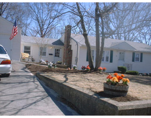 68 Fuller Street Canton, MA 02021 - Photo 3 of 16 Gallery Image 3