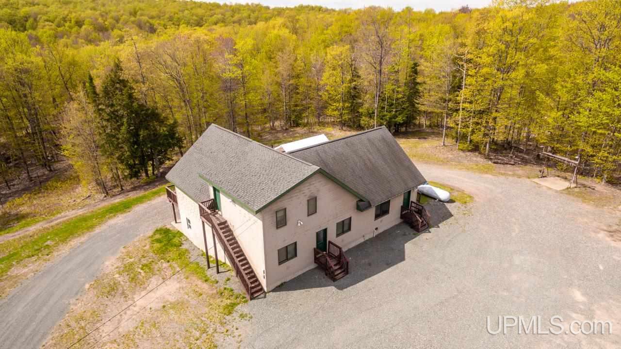 324 East County Road Negaunee, MI 49866 - Photo 2 of 35