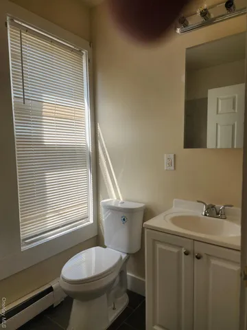 $2,150 | 157 North Clinton Street, Unit B, Poughkeepsie, NY 12601