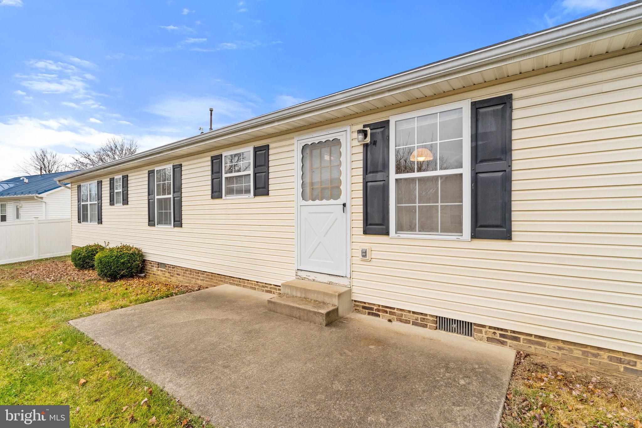 420 Russelcroft Road Winchester, VA 22601 - Photo 7 of 43