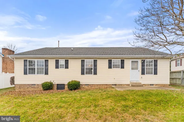 $399,900 | 420 Russelcroft Road, Winchester, VA 22601