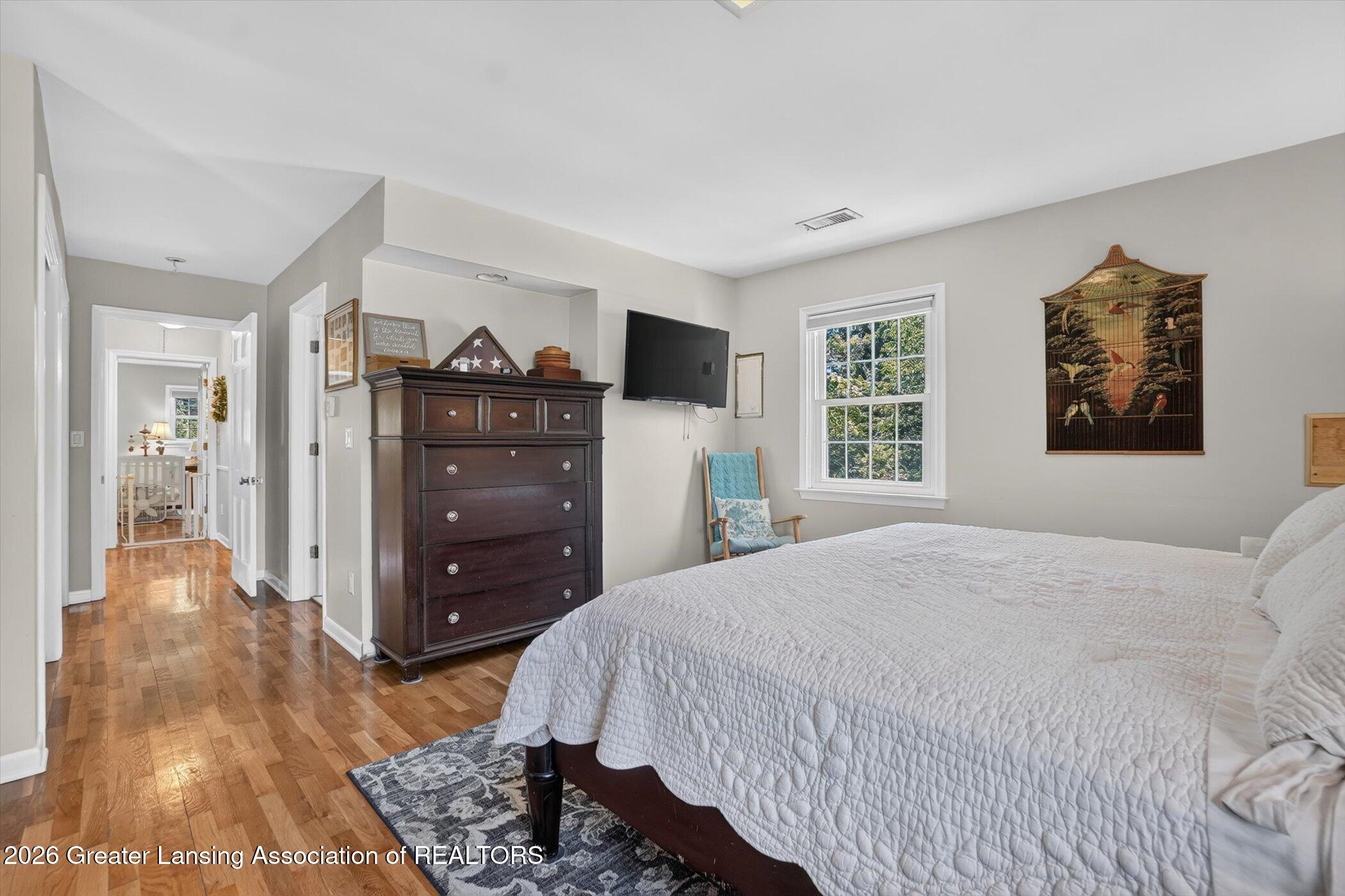 4426 Barton Road Lansing, MI 48917 - Photo 48 of 72 31-4426-Barton-Rd-Windowstill-Photograph