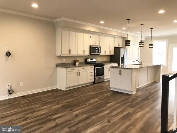 $2,975 | 277 Willis Street, Fredericksburg, VA 22401