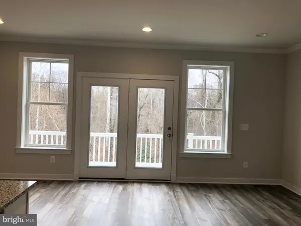 $2,975 | 277 Willis Street, Fredericksburg, VA 22401