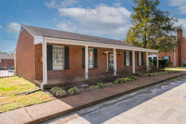 $1,775 | 601 Boyd Mill Avenue, Unit C1, Franklin, TN 37064