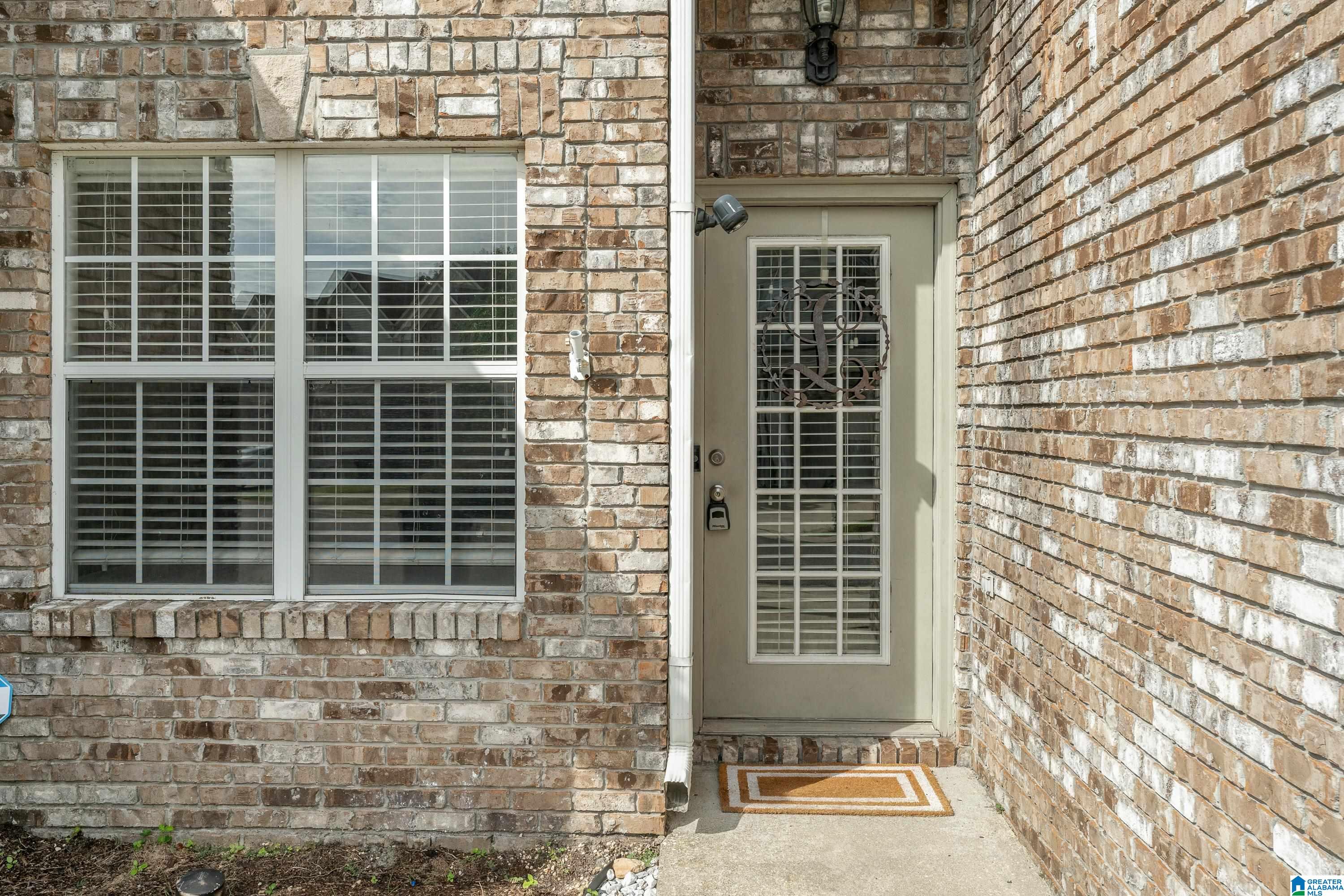 529 Hackberry Ridge Cove Birmingham, AL 35226 - Photo 2 of 35