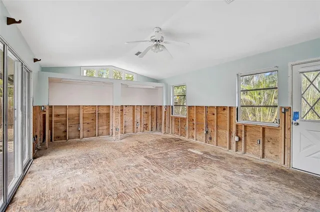 a view of a entryway with interior