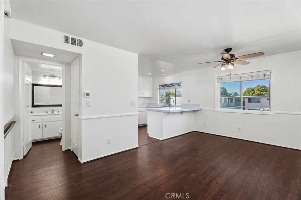 428 West First Street Tustin, CA 92780 - Photo 9 of 35