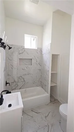 $1,850 | 1820 Cambronne Street, Unit 22, New Orleans, LA 70118