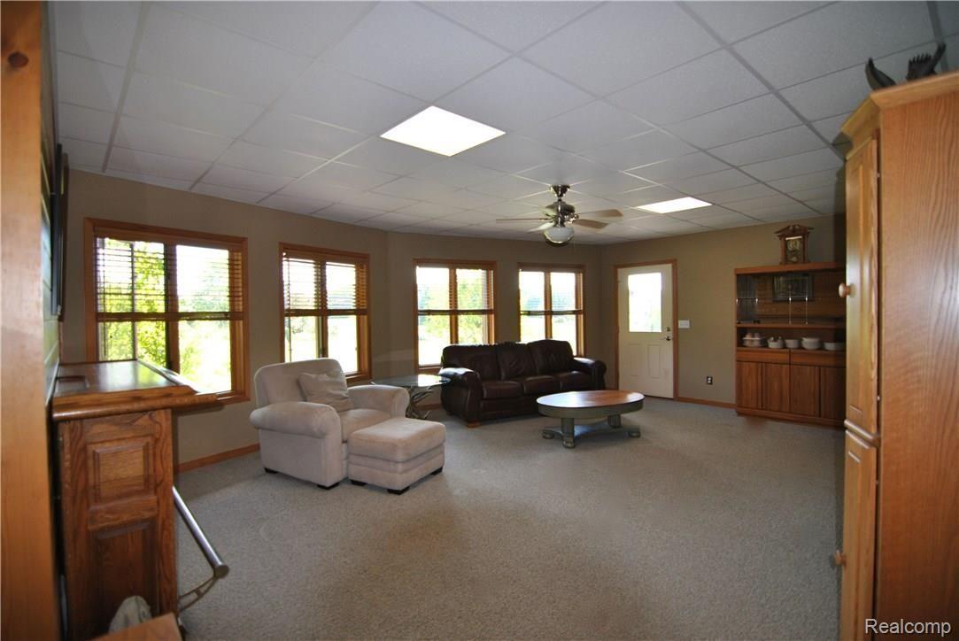 2497 East Clyde Road Howell, MI 48855 - Photo 53 of 95 Family Rm