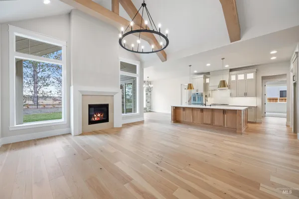 $949,777 | 2599 East Cavern Drive, Meridian, ID 83642