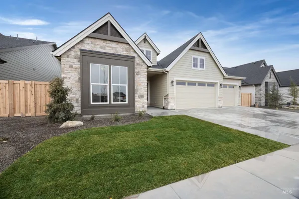 $949,777 | 2599 East Cavern Drive, Meridian, ID 83642