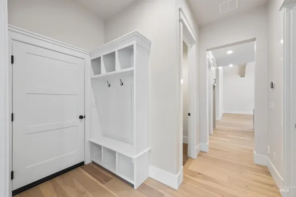 $949,777 | 2599 East Cavern Drive, Meridian, ID 83642