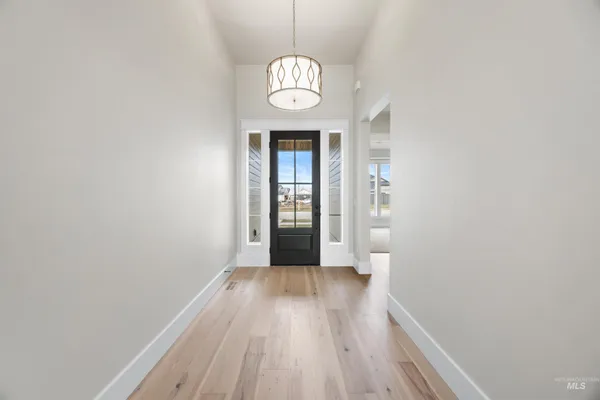 $949,777 | 2599 East Cavern Drive, Meridian, ID 83642