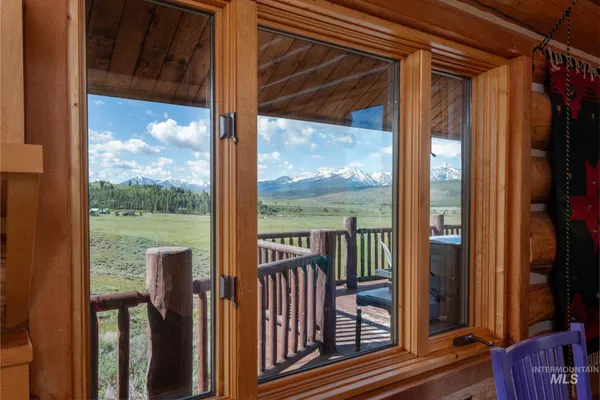 $3,595,000 | 988 Fox Drive, Stanley, ID 83278