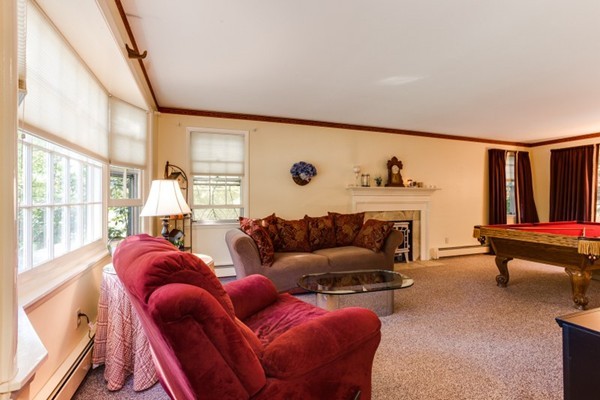 79 Barry Road Worcester, MA 01609 - Photo 13 of 30 Gallery Image 13