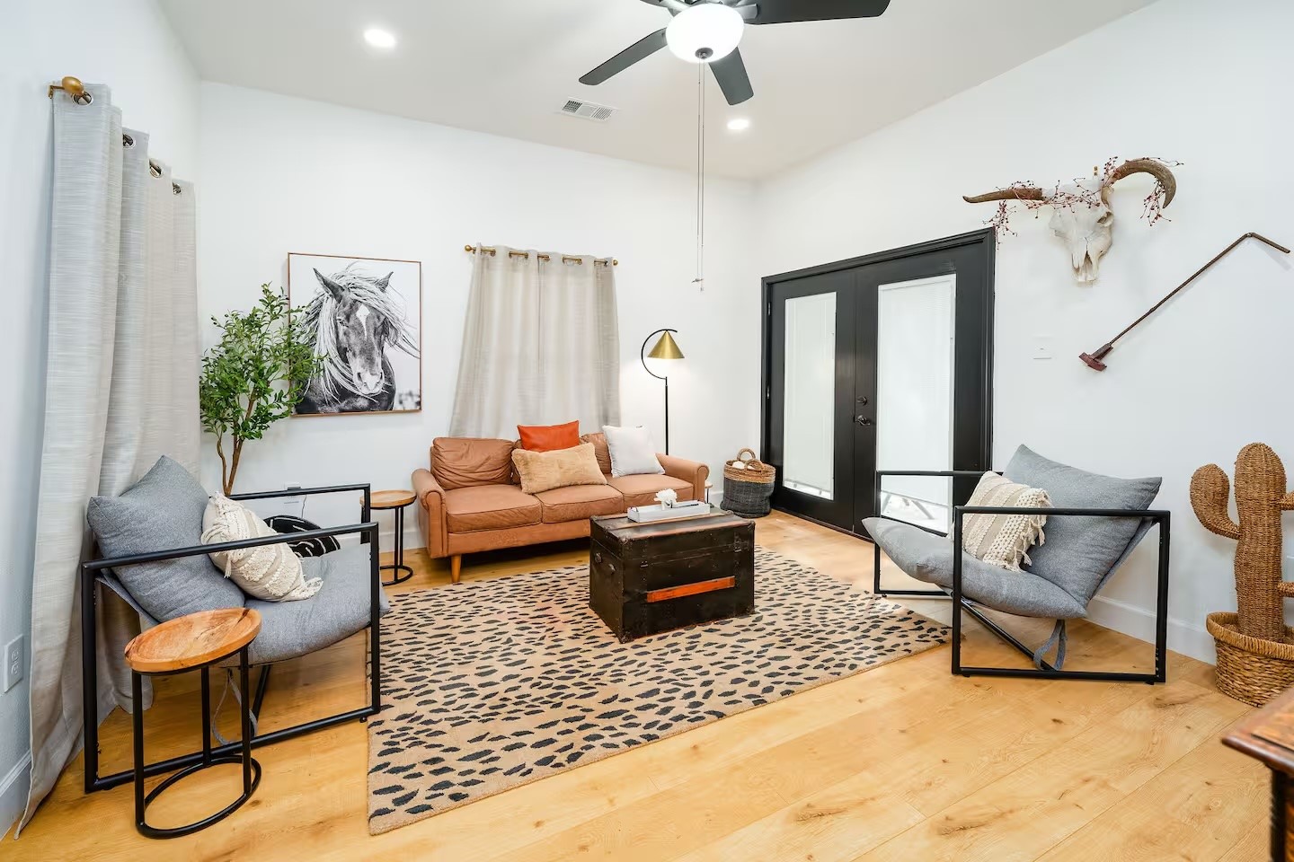 502 Dark Street Brenham, TX 77833 - Photo 2 of 23 a living room with furniture and a rug