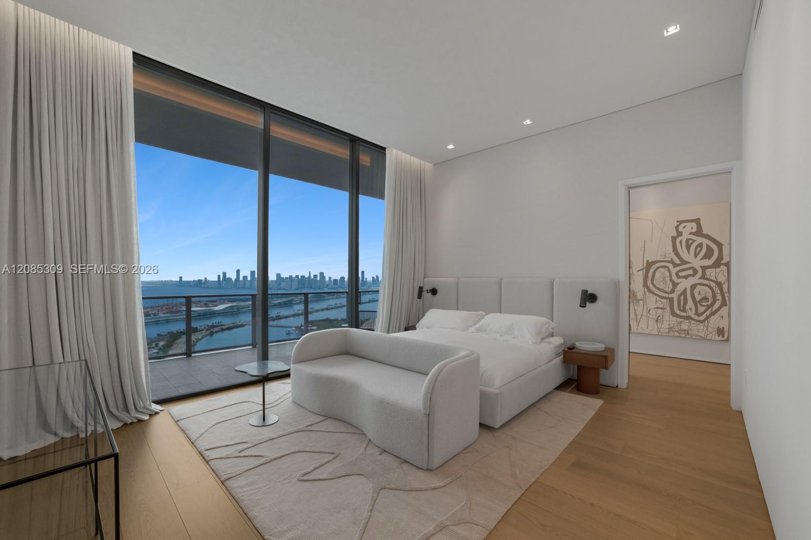 500 Alton Road, Unit 4501 Miami Beach, FL 33139 - Photo 20 of 56 Gallery Image 20