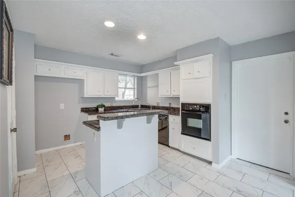 $299,000 | 10603 Mills Circle, Houston, TX 77070