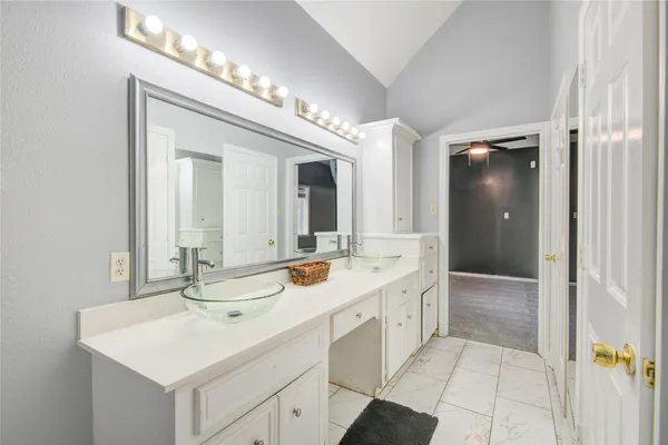 $299,000 | 10603 Mills Circle, Houston, TX 77070