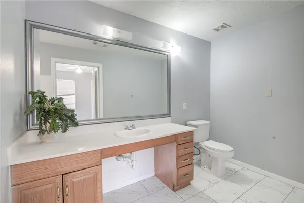 $299,000 | 10603 Mills Circle, Houston, TX 77070