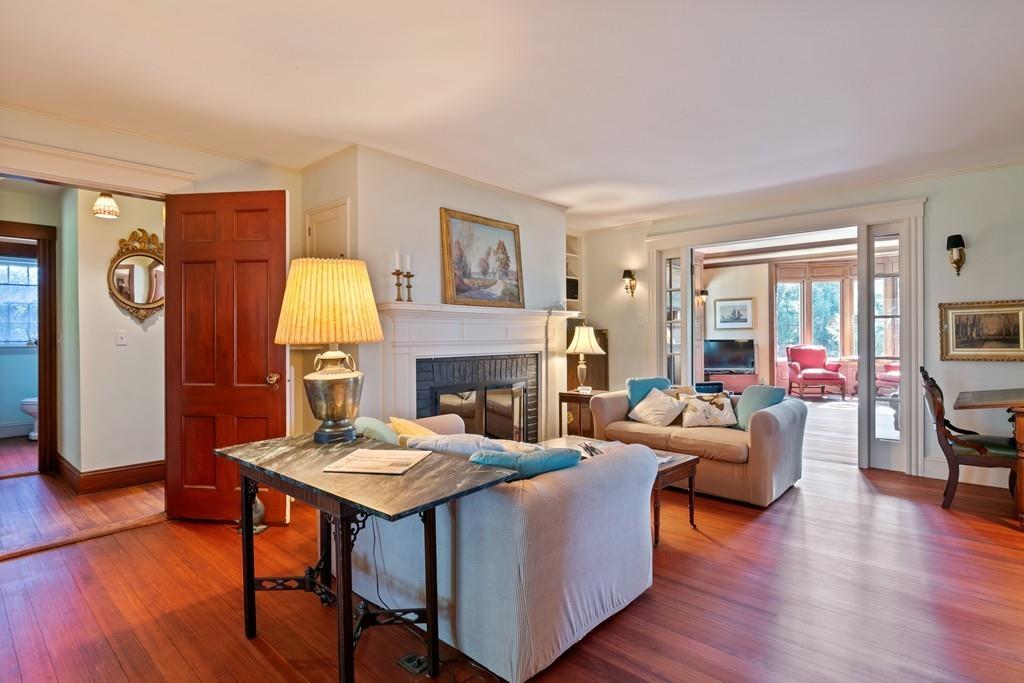 71 Bubier Road Marblehead, MA 01945 - Photo 4 of 35 Gallery Image 4